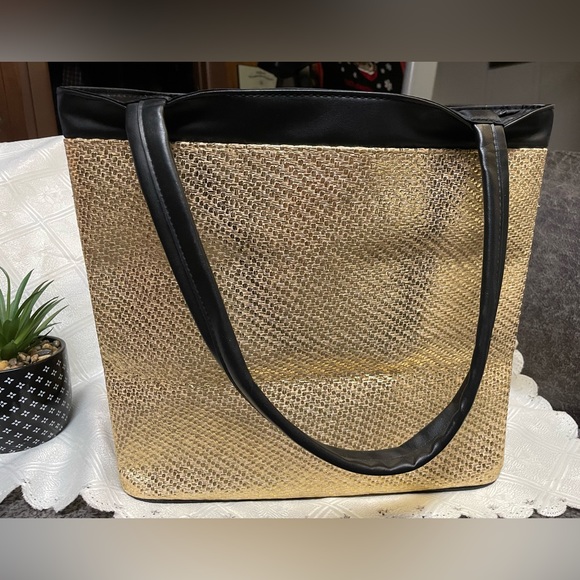 VESACE parfums tote - Picture 6 of 15